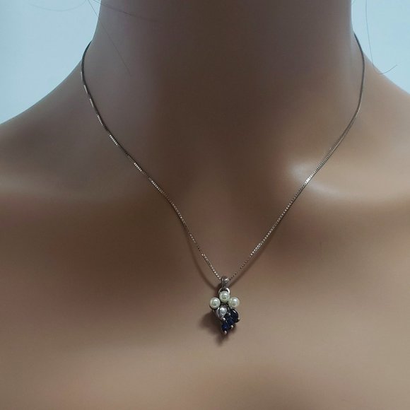 Elegant Sapphire & Pearls Pendant Necklace in 925 Silver - Picture 1 of 4